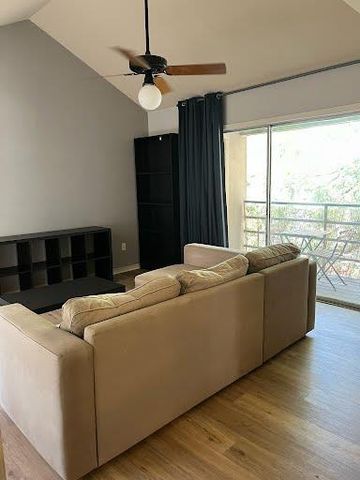 2311 Nueces ST 301, Austin, TX 78705