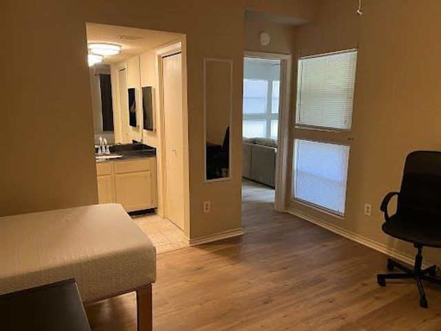 2311 Nueces ST 301, Austin, TX 78705