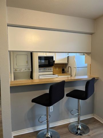 2311 Nueces ST 301, Austin, TX 78705