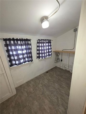 1018 Osage Street, Leavenworth, KS 66048