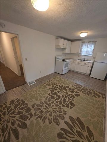 1018 Osage Street, Leavenworth, KS 66048