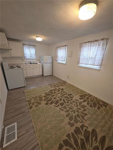 1018 Osage Street, Leavenworth, KS 66048