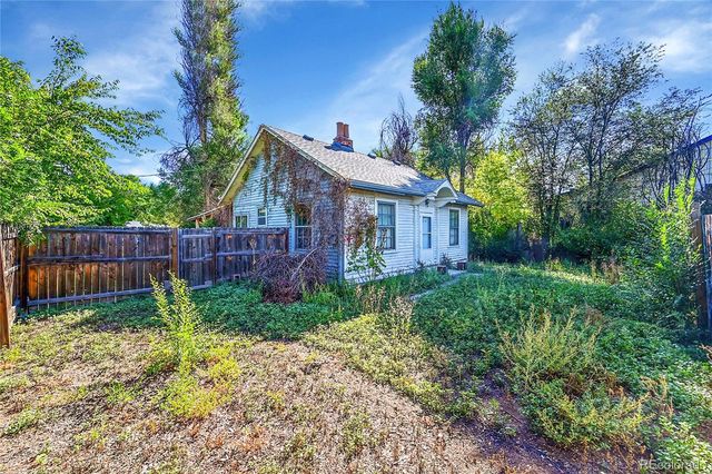 765 Emerald Lane, Lakewood, CO 80214