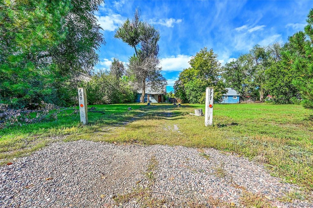 765 Emerald Lane, Lakewood, CO 80214