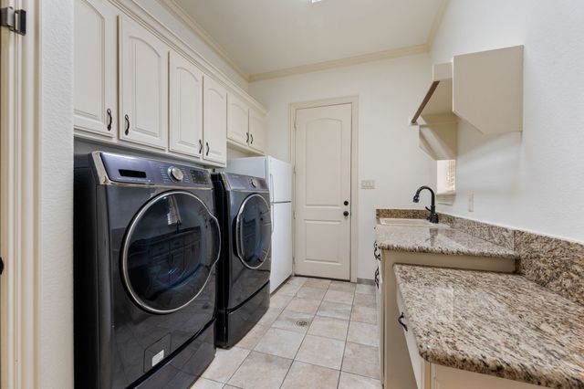 808 Timberline Court, Keller, TX 76248