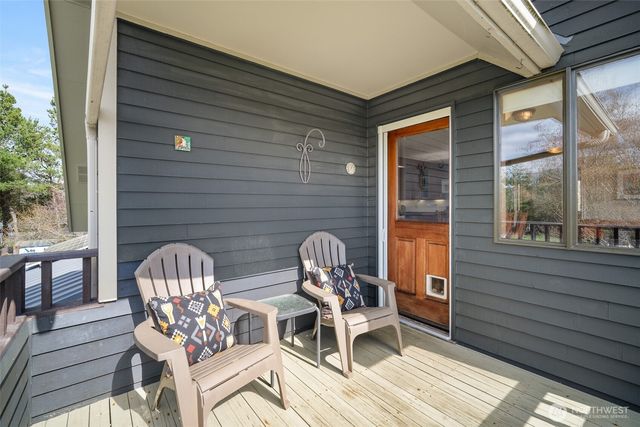 411 E Axton Road, Bellingham, WA 98226