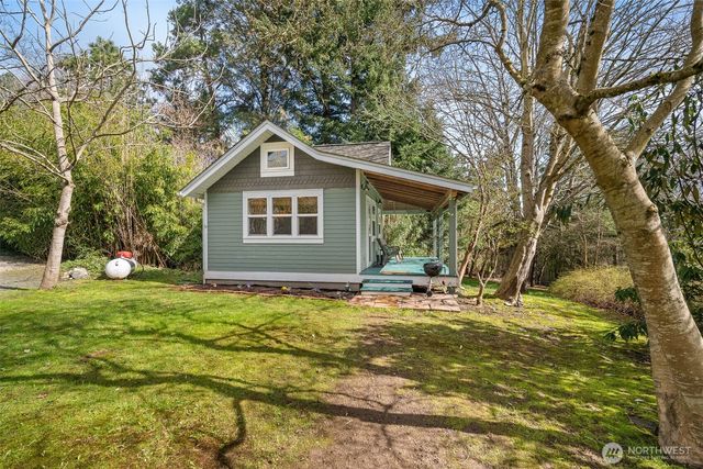 411 E Axton Road, Bellingham, WA 98226
