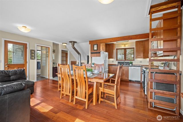 411 E Axton Road, Bellingham, WA 98226