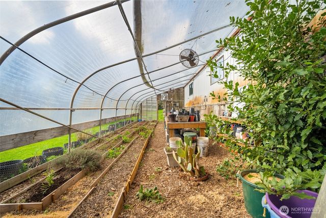 411 E Axton Road, Bellingham, WA 98226