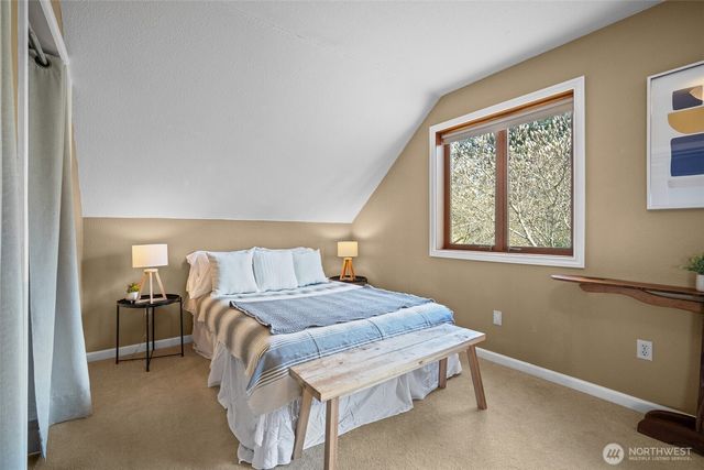 411 E Axton Road, Bellingham, WA 98226