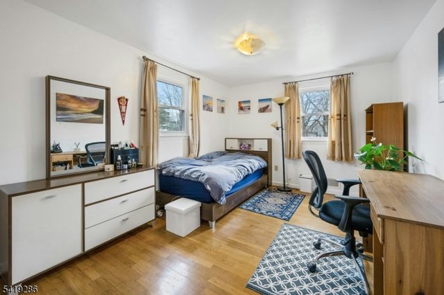 3 Page Pl, Livingston Twp., NJ 07039