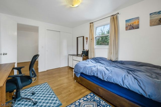 3 Page Pl, Livingston Twp., NJ 07039