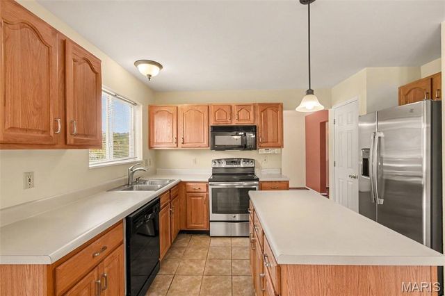 1252 Caribou Run, O'fallon, MO 63366