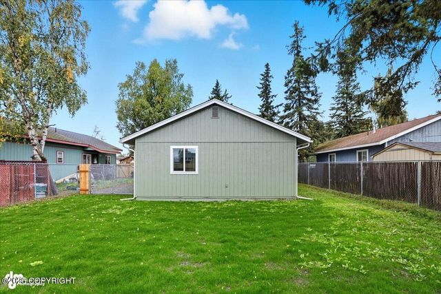 3332 Richmond Avenue, Anchorage, AK 99508