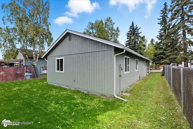 3332 Richmond Avenue, Anchorage, AK 99508