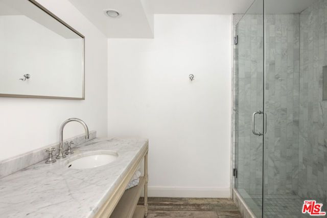 23760 Oakfield Road, Hidden Hills, CA 91302