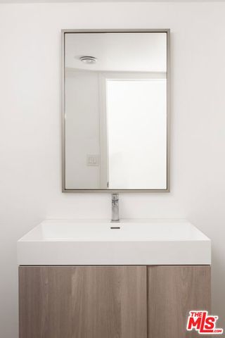 23760 Oakfield Road, Hidden Hills, CA 91302