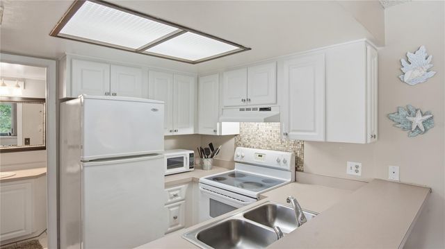 20800 RIVER DRIVE A31, Dunnellon, FL 34431