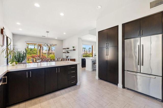 461 White Horse Trail, Palm Desert, CA 92211