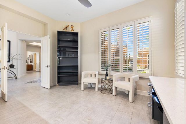 461 White Horse Trail, Palm Desert, CA 92211