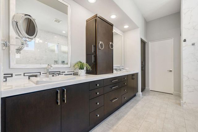 461 White Horse Trail, Palm Desert, CA 92211