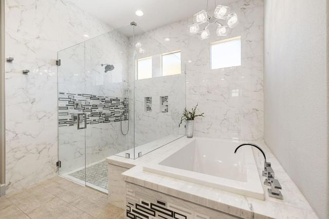 461 White Horse Trail, Palm Desert, CA 92211