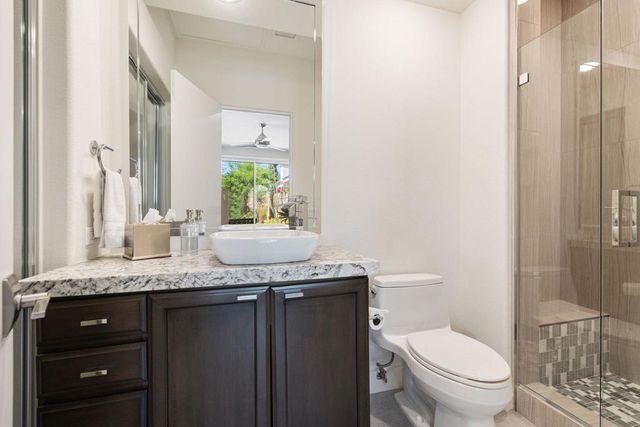 461 White Horse Trail, Palm Desert, CA 92211