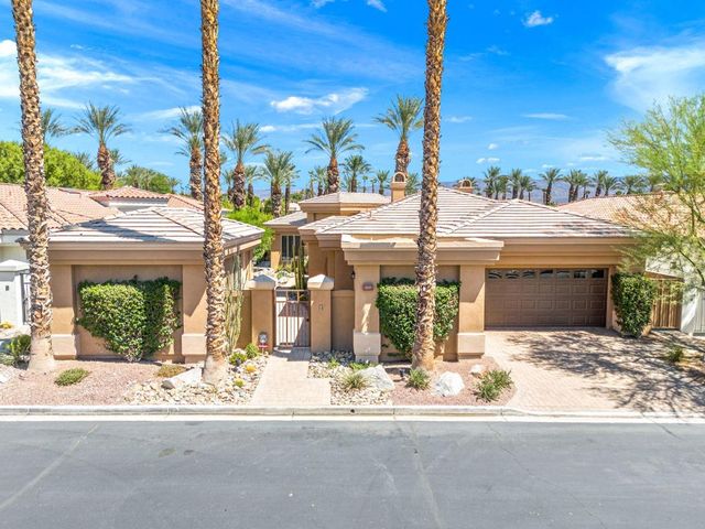 461 White Horse Trail, Palm Desert, CA 92211