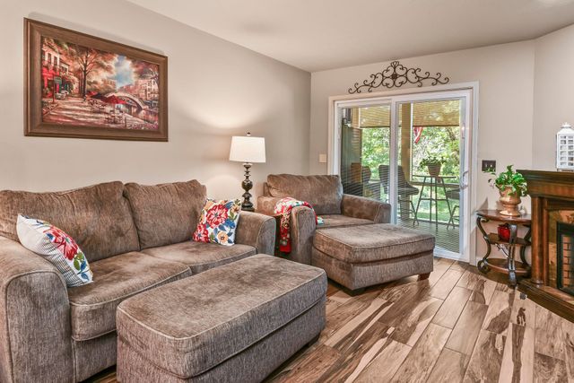 150 The Bluffs 31-3, Branson, MO 65616