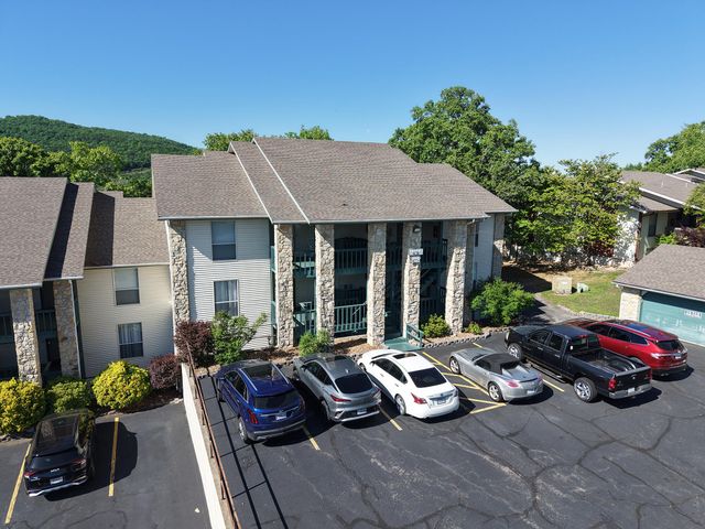 150 The Bluffs 31-3, Branson, MO 65616