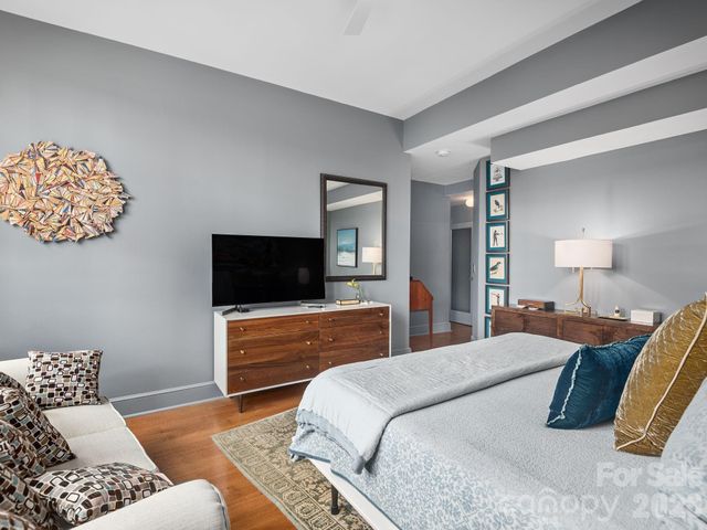60 Haywood Street 3A, Asheville, NC 28801