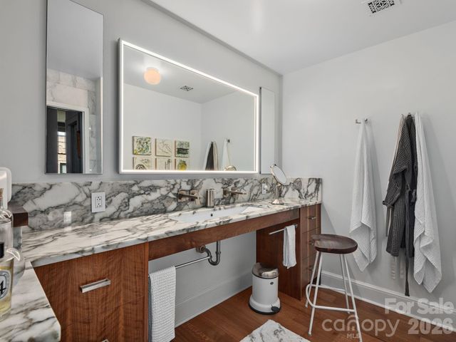 60 Haywood Street 3A, Asheville, NC 28801
