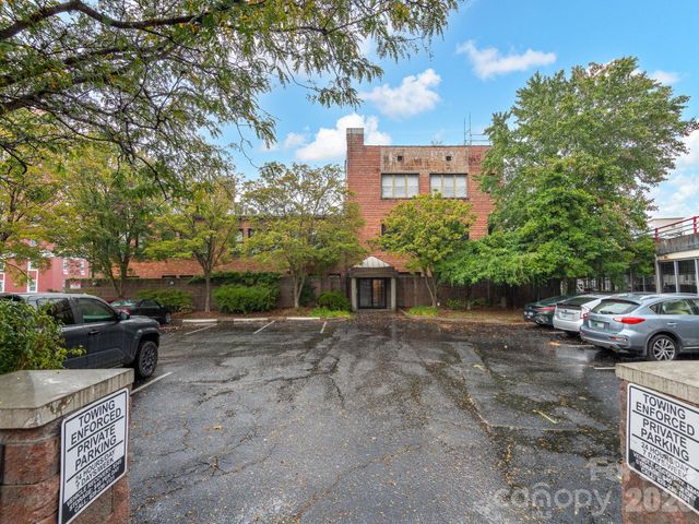 60 Haywood Street 3A, Asheville, NC 28801