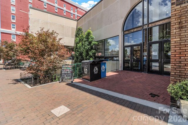 60 Haywood Street 3A, Asheville, NC 28801
