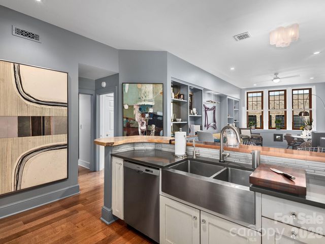 60 Haywood Street 3A, Asheville, NC 28801