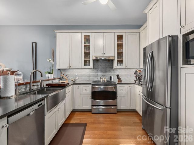 60 Haywood Street 3A, Asheville, NC 28801