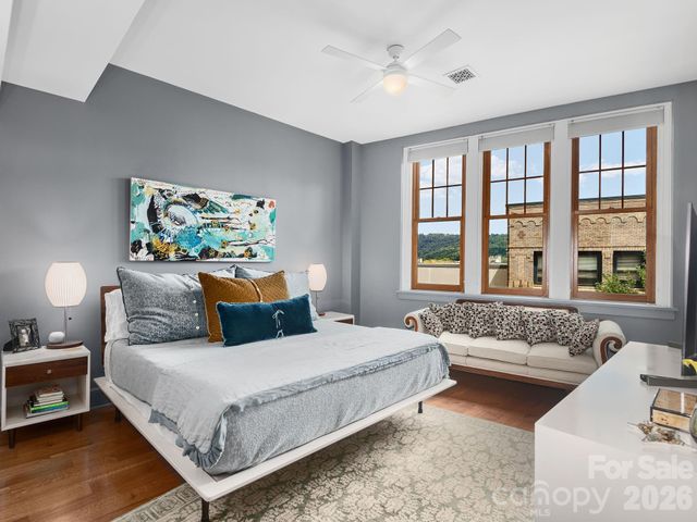 60 Haywood Street 3A, Asheville, NC 28801