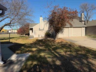 6500 E 21st St N, Wichita, KS 67206