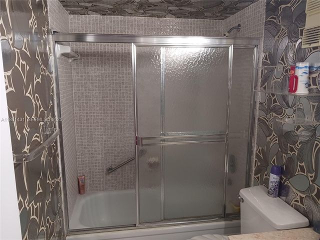 1300 St Charles Place 311, Pembroke Pines, FL 33026