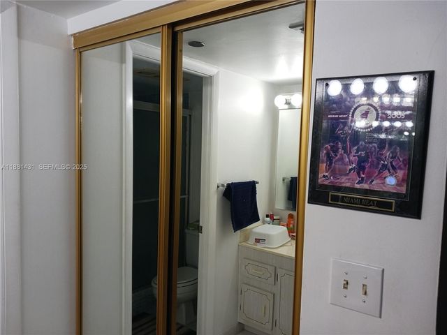 1300 St Charles Place 311, Pembroke Pines, FL 33026