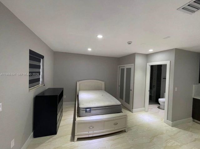 344 NW 136th Pl B, Miami, FL 33182