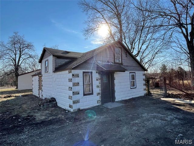 2902 Clay Street, De Soto, MO 63020