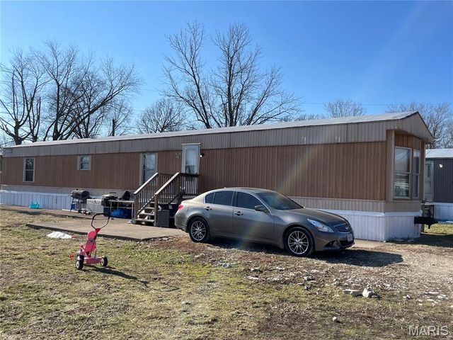 2902 Clay Street, De Soto, MO 63020