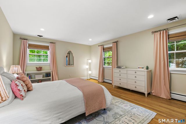 599 North Wilton Road, New Canaan, CT 06840