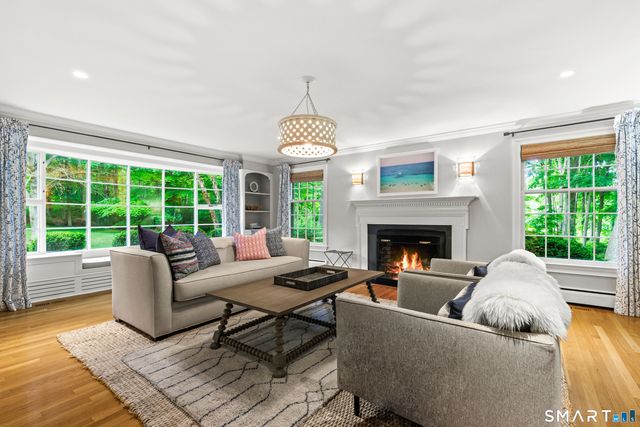 599 North Wilton Road, New Canaan, CT 06840