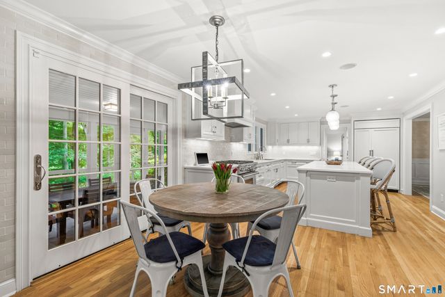 599 North Wilton Road, New Canaan, CT 06840