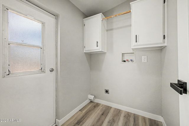 645 S CORNWALL Drive, Apache Junction, AZ 85120