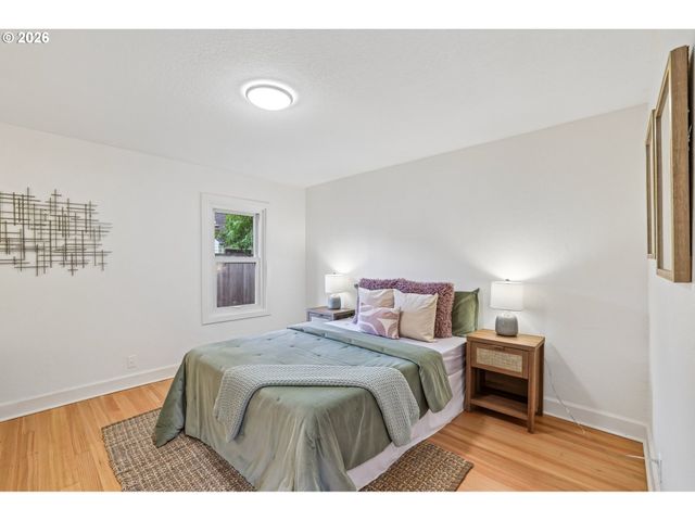 6716 Ne 25TH Ave, Portland, OR 97211