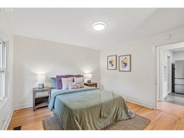6716 Ne 25TH Ave, Portland, OR 97211