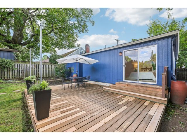6716 Ne 25TH Ave, Portland, OR 97211